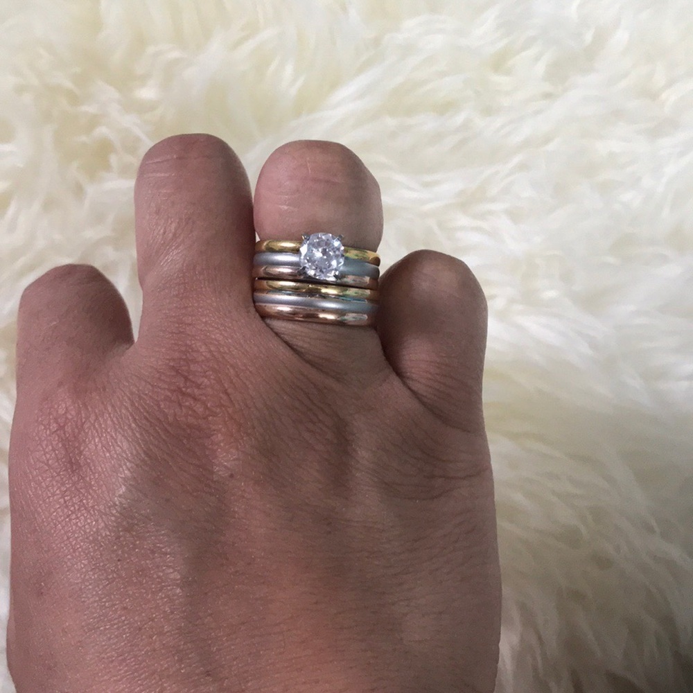 Wedding ring sets in cz diamond